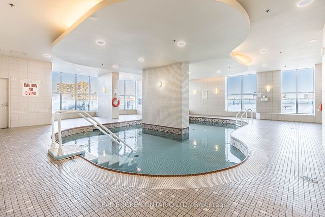 907 - 9 George St N, Condo with 2 bedrooms, 1 bathrooms and null parking in Brampton ON | Image 30