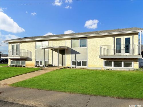 275 Central Ave S, Swift Current, SK, S9H3G2 | Card Image