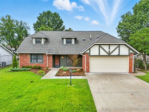 7166 S 75th East Ave, Tulsa, OK, 74133-2817 | Card Image