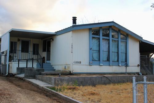 10916 Rankin Ave, Weldon, CA, 93283-9637 | Card Image