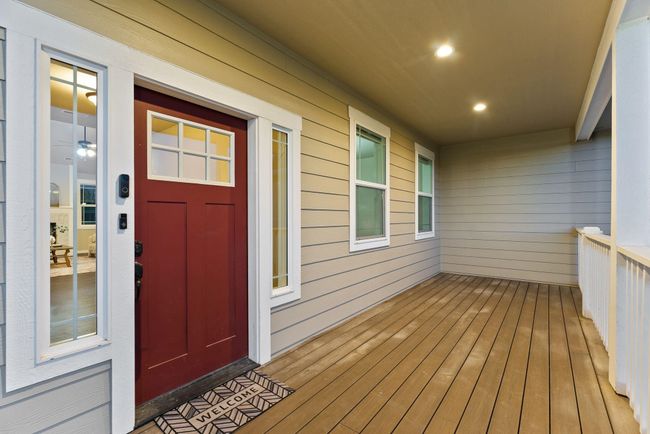 37818 N Grove Rd, House other with 3 bedrooms, 2 bathrooms and null parking in Deer Park WA | Image 4