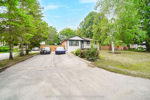 23 Hawman Ave, Nobleton, ON, L0G1N0 | Card Image