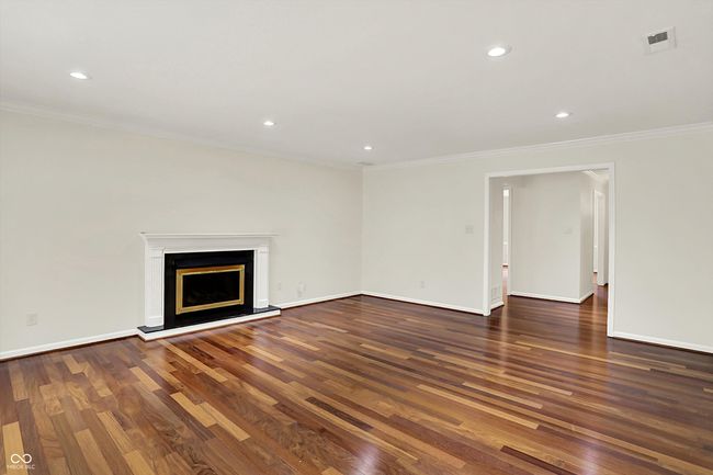 Gas log fireplace | Image 15