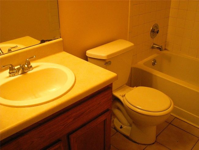A - 2002 Leeann Dr, Home with 2 bedrooms, 1 bathrooms and 1 parking in Austin TX | Image 13
