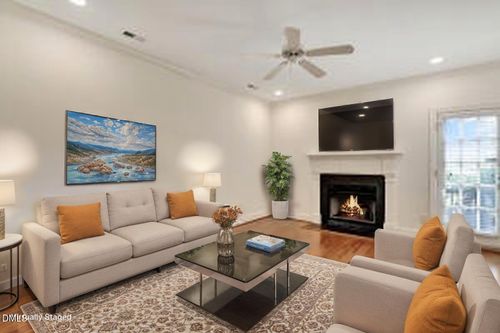 814 Cotton Exchange Ct, Raleigh, NC, 27608-1769 | Card Image