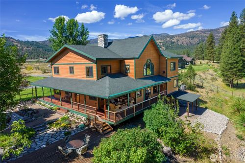 14 Lodge Ln, Winthrop, WA, 98862-9727 | Card Image