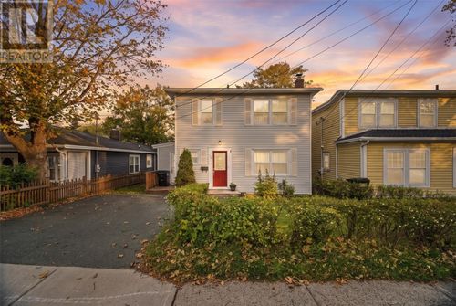 106 Empire Avenue, St. John's, NL, A1C3E9 | Card Image
