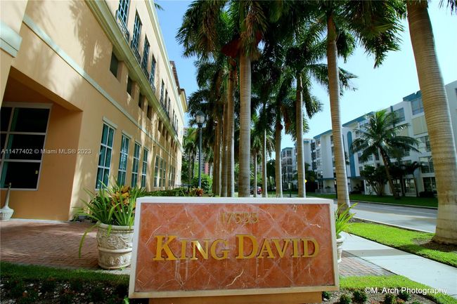 APT-603 - 17555 Atlantic Blvd, Condo with 2 bedrooms, 2 bathrooms and null parking in Sunny Isles Beach FL | Image 54
