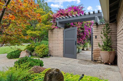 910 Somersby Way, Sacramento, CA, 95864 | Card Image