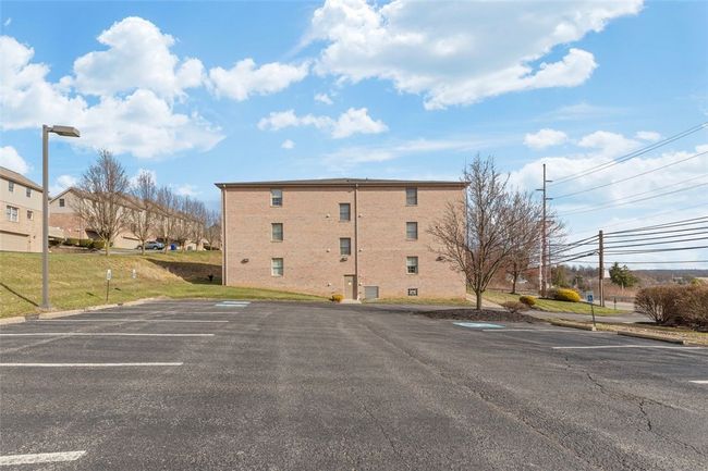 APT-105 - 1 Coraopolis Rd, Condo with 2 bedrooms, 2 bathrooms and 1 parking in Coraopolis PA | Image 23