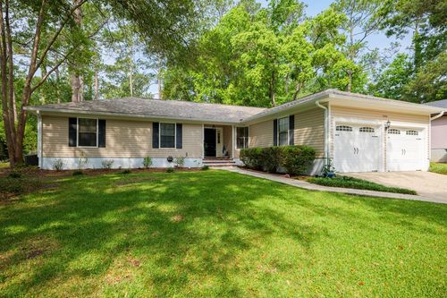 2220 S Sherwood Dr, Valdosta, GA, 31602-2227 | Card Image