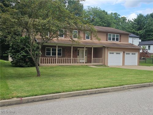 1023 51st St, Vienna, WV, 26105-3143 | Card Image