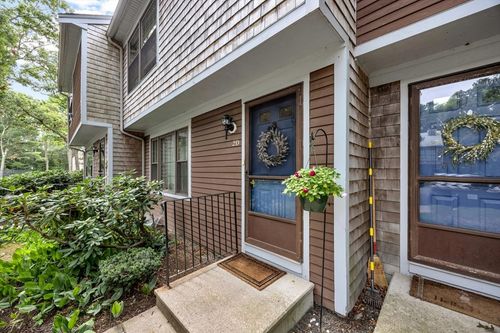 2d-195 Falmouth Rd, Mashpee, MA, 02649-2681 | Card Image