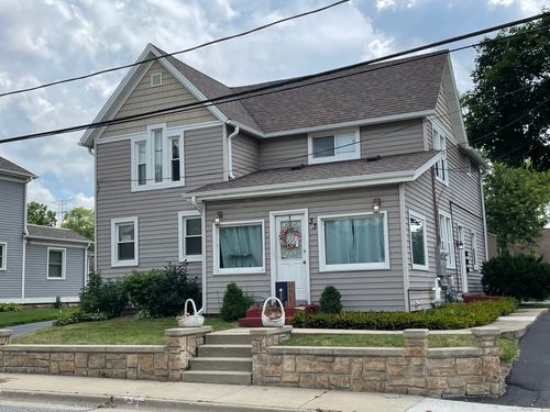 apt-2-33 E Main St, Cary, IL, 60013-2298 | Card Image