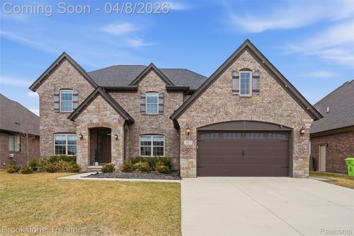 49677 Monarch Dr, Macomb, MI, 48044-1550 | Card Image