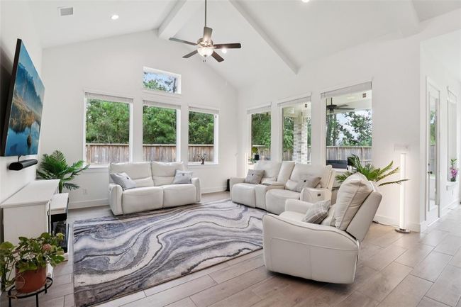 16007 Ruby Laurel Ct, House other with 4 bedrooms, 4 bathrooms and 3 parking in Conroe TX | Image 8