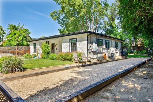 855 Boyes Boulevard, Sonoma, CA, 95476 | Card Image