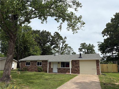 1521 Forest Dr, Little Flock, AR, 72756-2219 | Card Image
