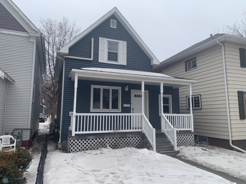 116 Walnut St, Grand Forks, ND, 58201-4522 | Card Image