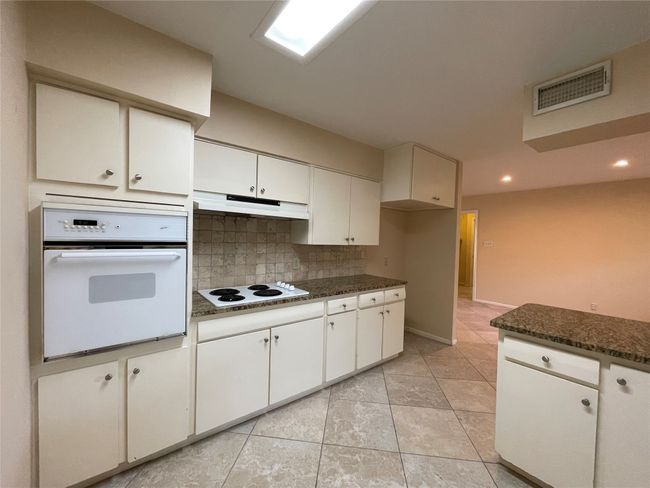 1303 Northlake Dr, House other with 3 bedrooms, 2 bathrooms and null parking in Richardson TX | Image 11