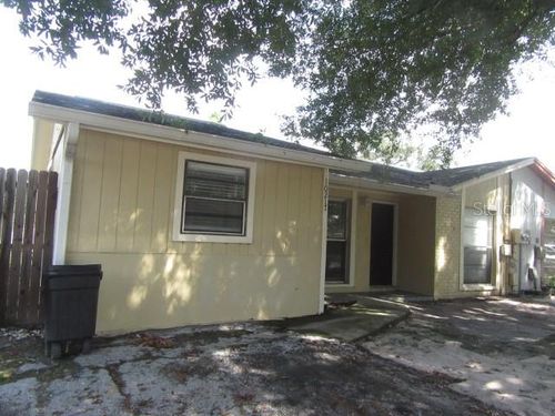 10217 Carriage Glen Ct, TAMPA, FL, 33615-1641 | Card Image