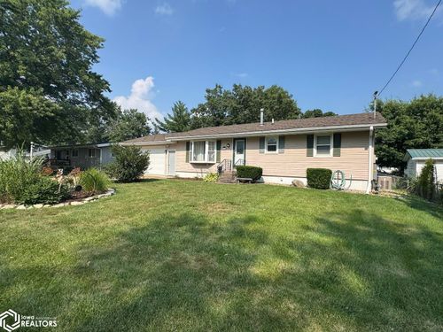 114 Centennial Dr, Mediapolis, IA, 52637-9402 | Card Image