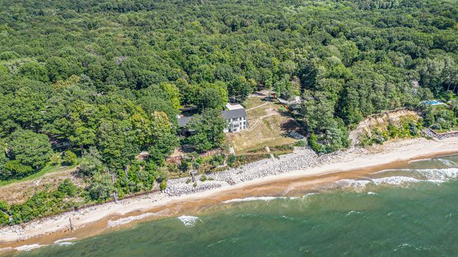 2578 Lakeshore Dr, House other with 3 bedrooms, 4 bathrooms and null parking in Fennville MI | Image 97