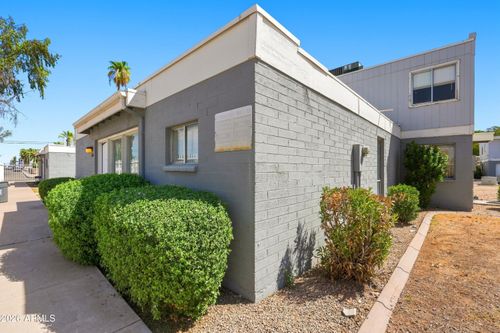 6649 N 27th Ave, Phoenix, AZ, 85017-1222 | Card Image