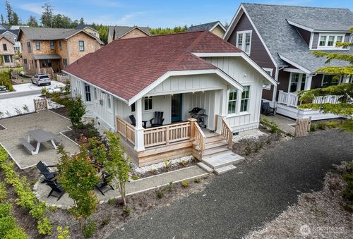 40 Cedar Run Loop, Pacific Beach, WA, 98571-8904 | Card Image