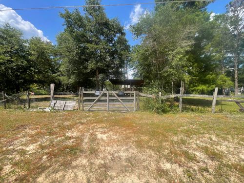 45 E Juniper Ave, Defuniak Springs, FL, 32433-7517 | Card Image