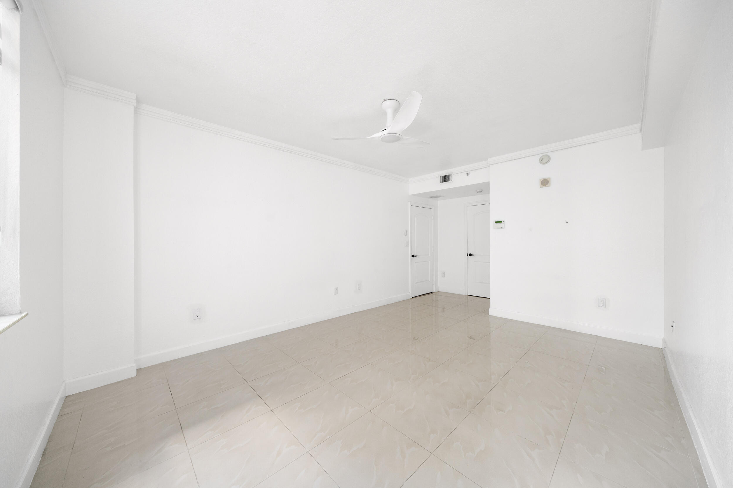 Residential Lease in Hollywood 4