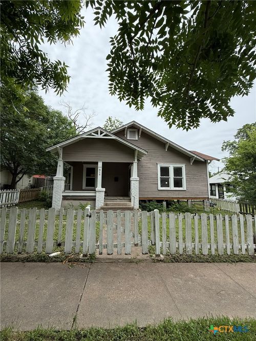 816 N 2nd St, Temple, TX, 76501-2612 | Card Image