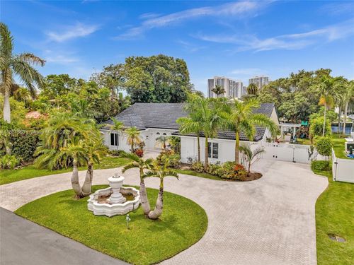 413 Tamarind Dr, Hallandale Beach, FL, 33009-6541 | Card Image