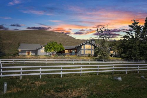 5955 Diablo Hills Rd, Tres Pinos, CA, 95075-4016 | Card Image