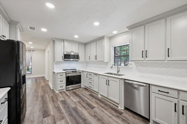 1480 Wellington Oaks St, House other with 3 bedrooms, 4 bathrooms and null parking in Beaumont TX | Image 15