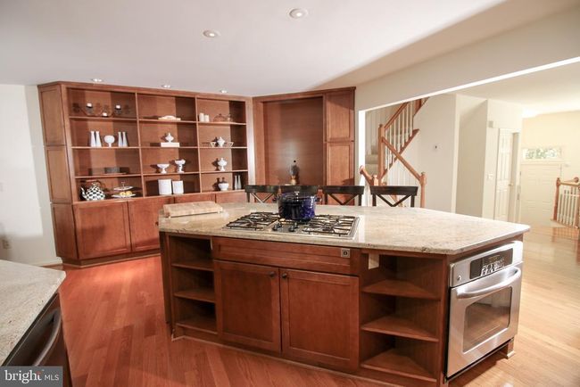 1392 Park Garden Ln, Townhouse with 3 bedrooms, 4 bathrooms and null parking in RESTON VA | Image 11