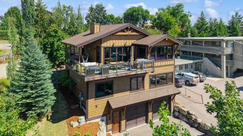 104 Idaho Ave, Whitefish, MT, 59937-2214 | Card Image