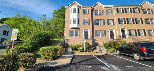 300 Center Ln, Occoquan, VA, 22125-7705 | Card Image