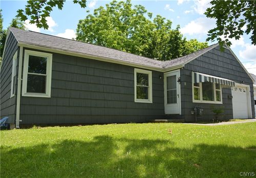 4 Leard Rd, New Hartford, NY, 13413-1806 | Card Image
