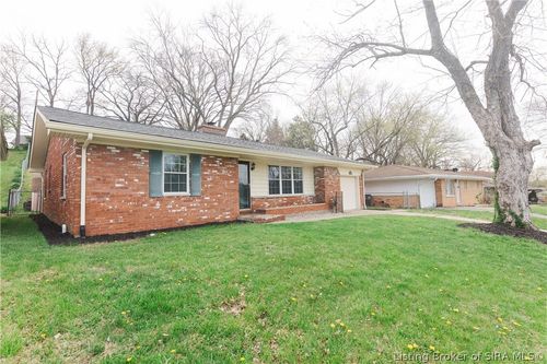 2420 Stover Dr, New Albany, IN, 47150-4432 | Card Image