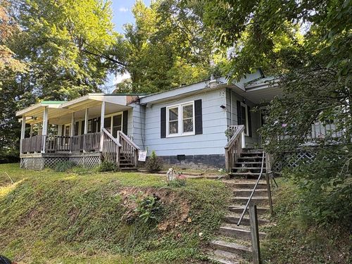 209 Oak Street, Richlands, VA, 24641 | Card Image