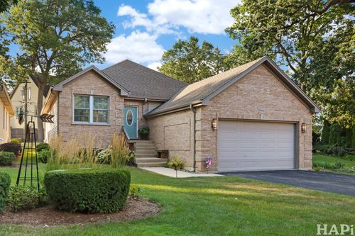 26332 N Hickory Ave, Mundelein, IL, 60060-4000 | Card Image