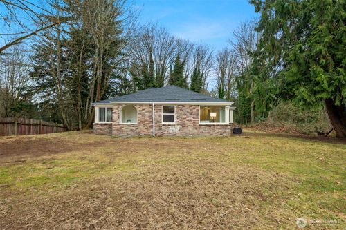 18006 116th Ave Se, Renton, WA, 98058-6566 | Card Image