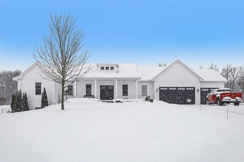 5956 Hidden Oak Ave, Richland, MI, 49083-8209 | Card Image