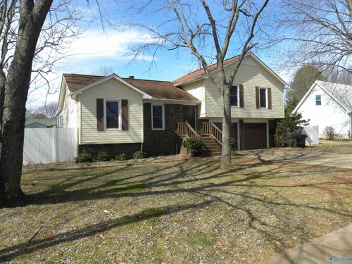 128 Lewis Ln, Madison, AL, 35758-1883 | Card Image