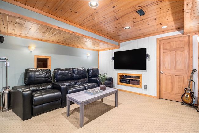 7926 Forest Creek Ct, House other with 3 bedrooms, 3 bathrooms and null parking in Whitmore Lake MI | Image 14