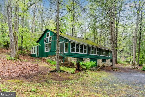 9828 Golf Course Road, CHAMBERSBURG, PA, 17201 | Card Image