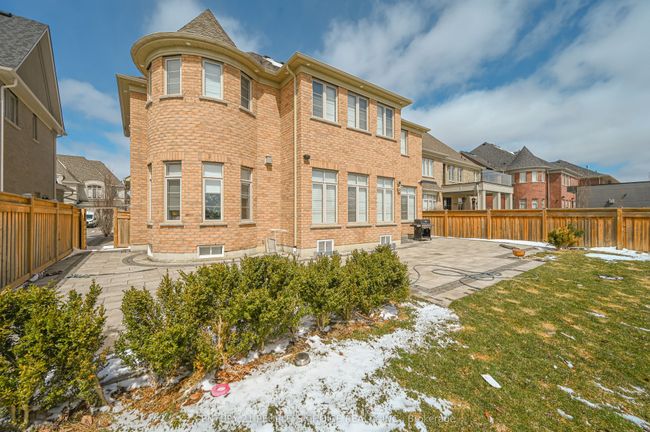 39 Munsie Dr, House other with 6 bedrooms, 7 bathrooms and 4 parking in Nobleton ON | Image 50