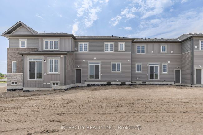 3 Avalon Dr, House attached with 3 bedrooms, 3 bathrooms and 1 parking in Wasaga Beach ON | Image 47