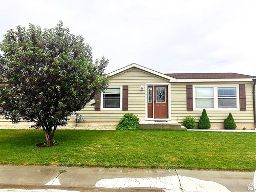 275 S Maple St, Wellington, UT, 84542-7714 | Card Image